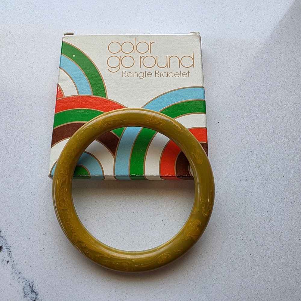 Avon Women Bangle Bracelet Mustard Yellow‎ Marbled Swirl Vintage 1977 One Size